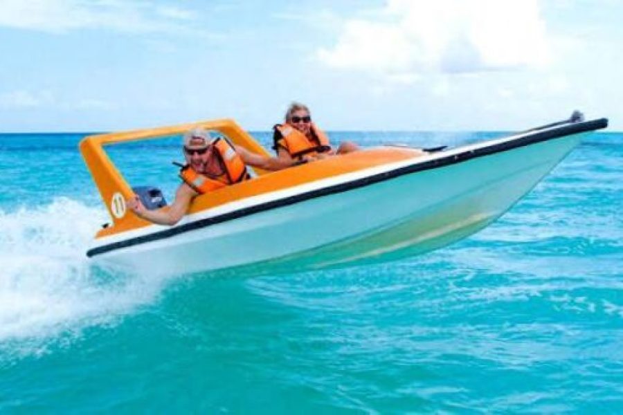 Speed Boat Punta Cana | Drive, Snorkel & Natural Pool